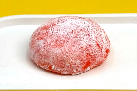 Моти с клубникой