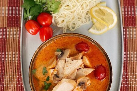 Том Ям курица