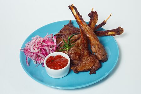 Каре барашка на углях