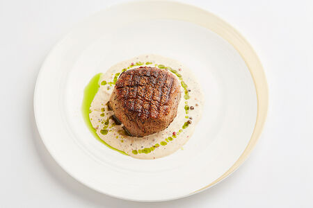 Филе-миньон со сливочным соусом от шефа