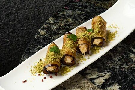 Рулеты из баклажан с творожным сыром и кинзой