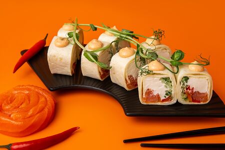 Тортилья с лососем 