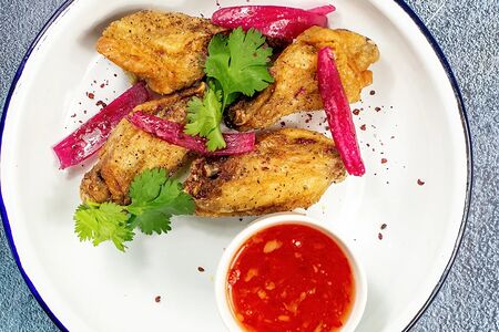 Острые куриные крылья Фри 6шт