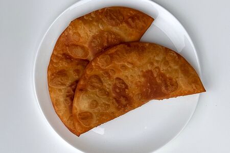 Чебурек с говядиной