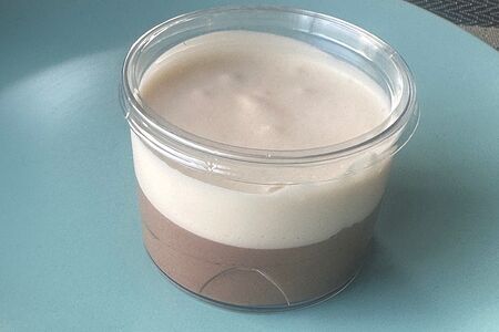 Пирожное в креманке шоколадный мусс Кристоф