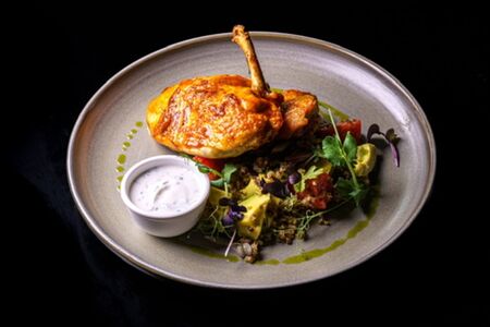 Цыплёнок под пряным соусом 