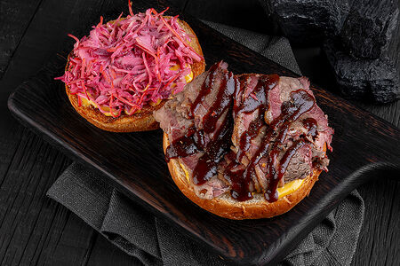 Бургер с брискетом