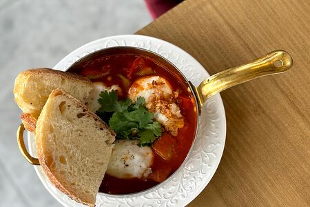 Шакшука с печеными овощами 