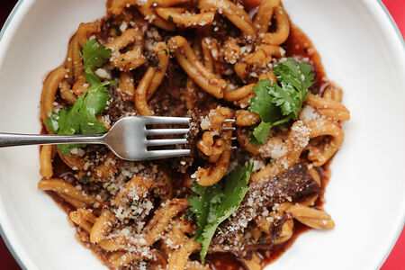 Казаречче с говяжьими щечками