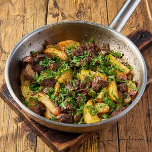 Куриная печень с картофелем