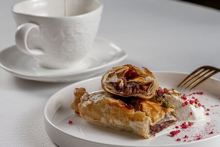 Штрудель с яблоками