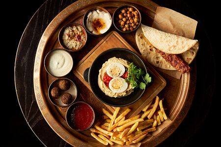 Ливанский завтрак с кюфтой на одного