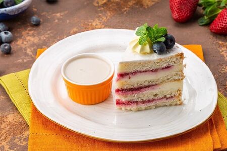 Ванильный деревенский торт