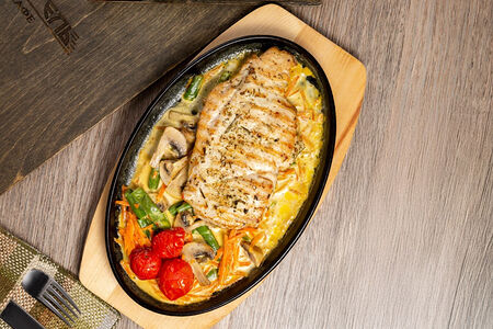 Курица гриль в сливочном соусе