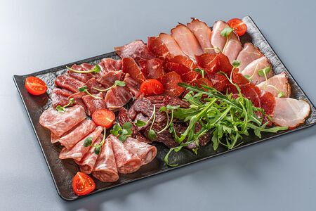 Плато мясное