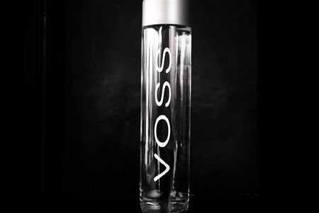 Вода Voss 0,8