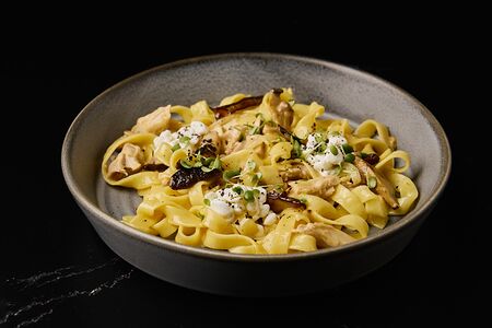 Феттучини с кроликом