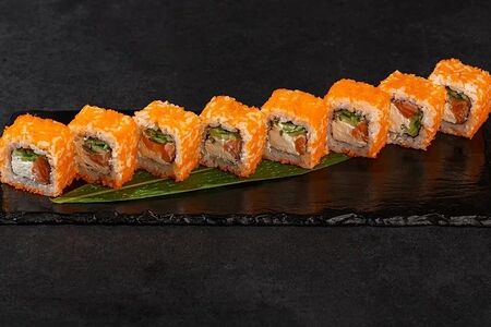 Калифорния с лососем