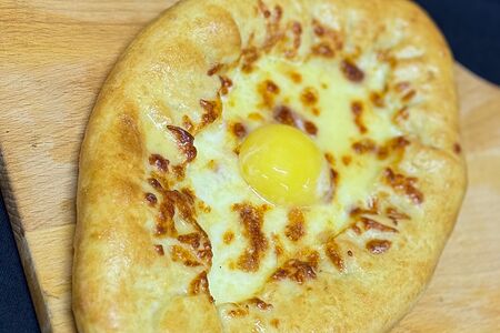 Хачапури по-аджарски