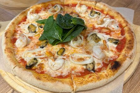 Пицца с морепродуктами