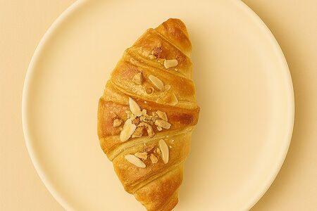 Миндальный круассан