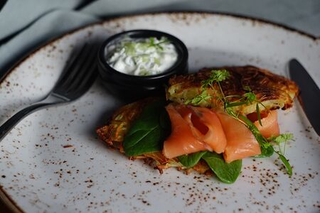 Драники со слабосоленым лососем