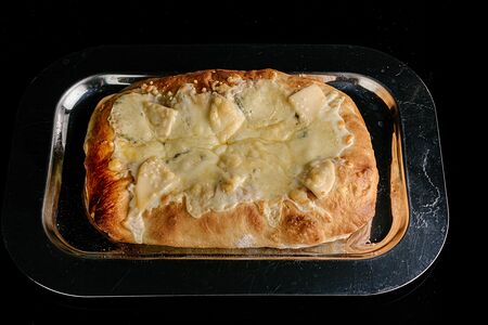 Римская пицца Четыре сыра