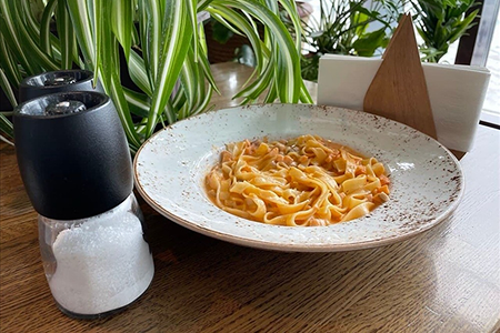 Тальятелле с лососем