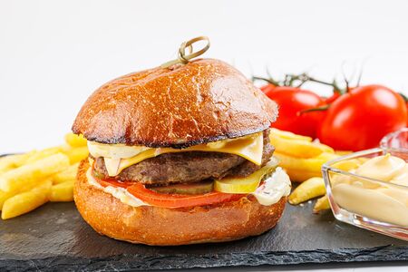 Биф Бургер с горчичным соусом