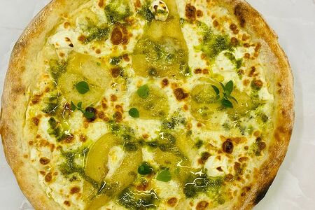 Пицца с грушей