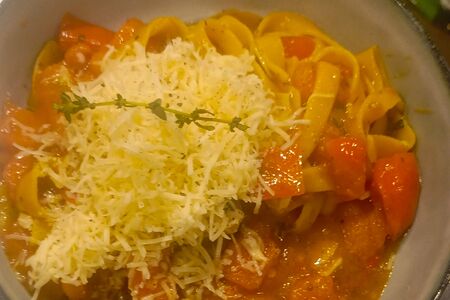 Паста с томатами 