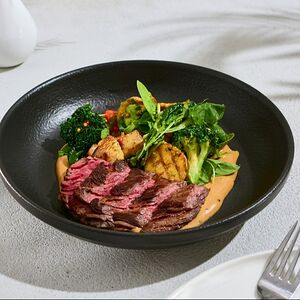 Гриль-салат со стейком Мачете