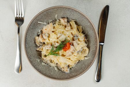 Паста Фетучини с цыпленком