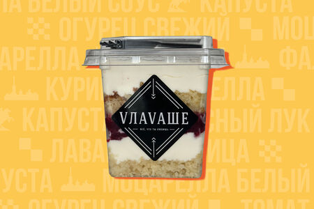 Десерт ванильно-ягодный