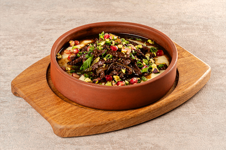 Говядина в гранатовом соусе