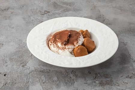 Тирамису с ромовыми бабами