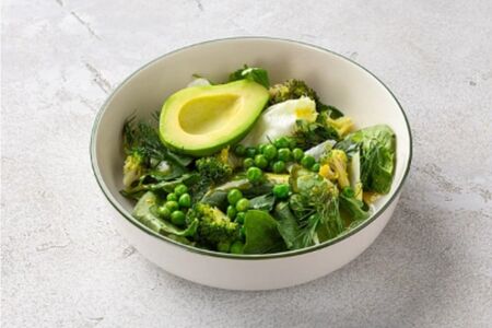 Большой зеленый салат