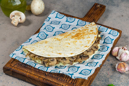 Кутаб с картофелем и грибами