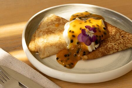 Блины с ванильным йогуртом 