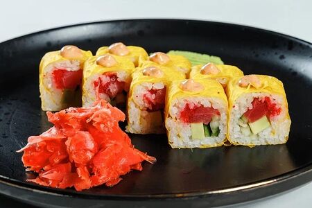 С маменори Спайси Туна