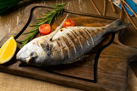 Дорадо на гриле