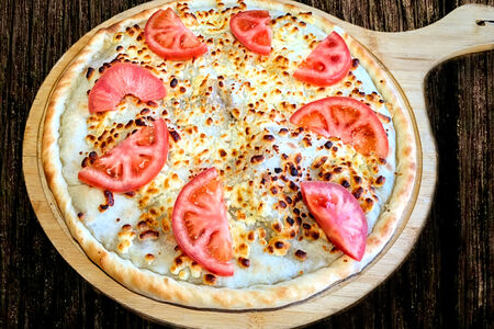 Пирог по-царски с сыром и говяжьим карбонадом