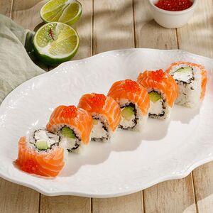 Сливочный ролл с лососем