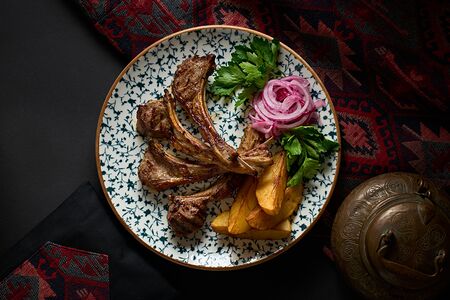 Каре барашка с картофелем