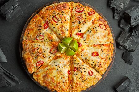 Пицца Том ям