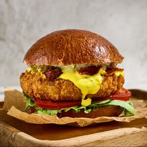 Бургер с куриной котлетой