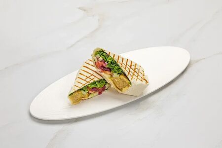 Веганский ролл с фалафелем