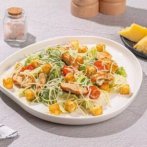 Салат Цезарь с цыплёнком