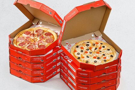 Десять средних пицц