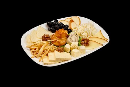 Ассорти из кавказских сыров